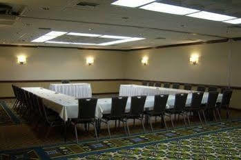 Hotel Wingate By Wyndham Kansas 3*
