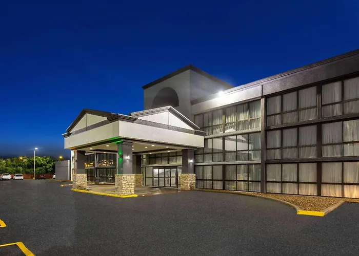 Wingate By Wyndham Kansas City